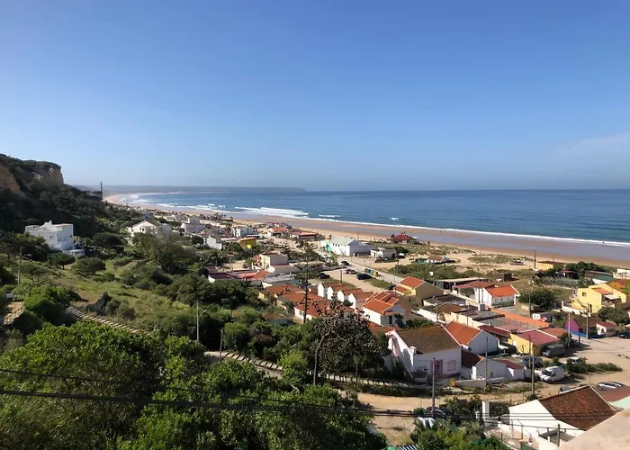 Fonte Da Telha Hostal *