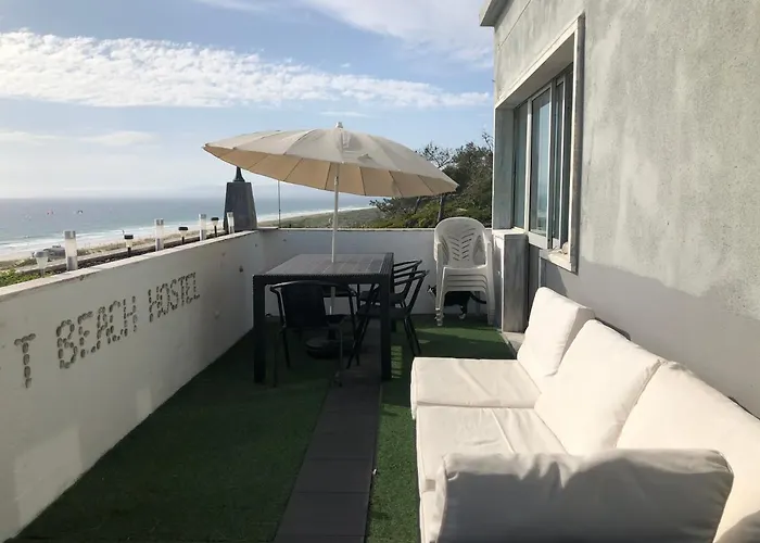 Fonte Da Telha Hostel