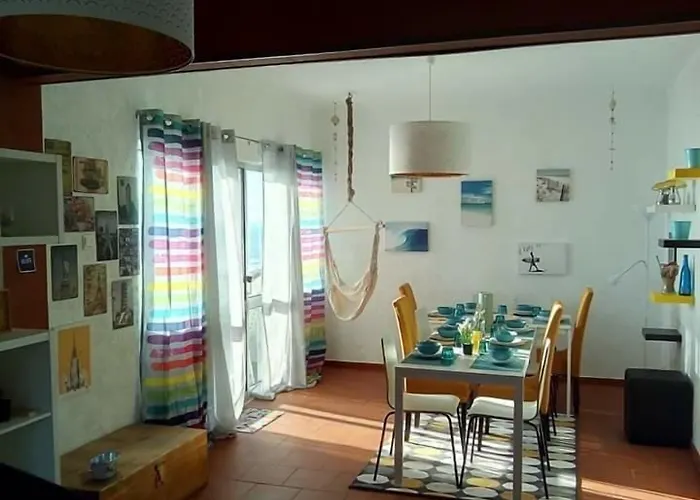 Fonte Da Telha Hostel