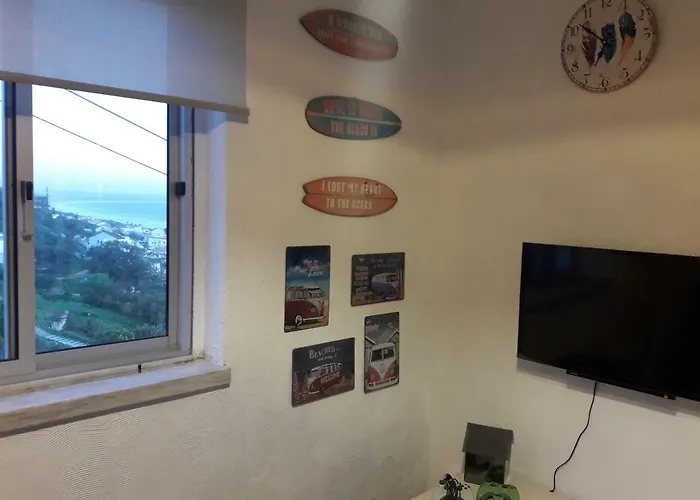 Fonte Da Telha Hostel *